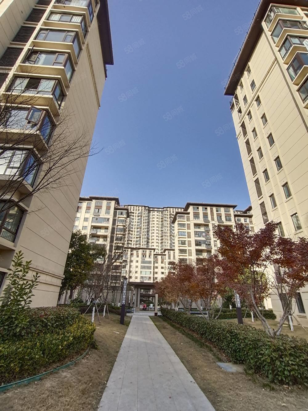 中丞双玺3室2厅2卫125㎡南北88万