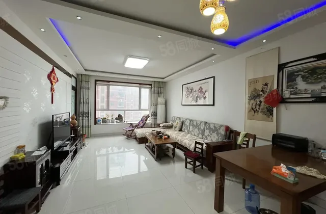 畅博怡情湾 南北通透 精装可拎包入住 小三房 有电梯 商品房