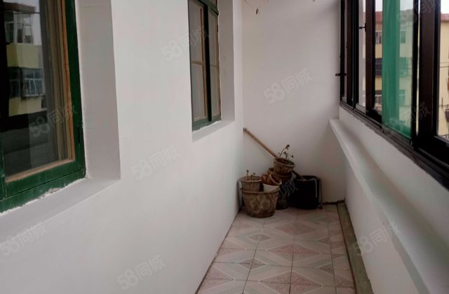 粮局家属楼3室2厅98㎡39万二手房图片