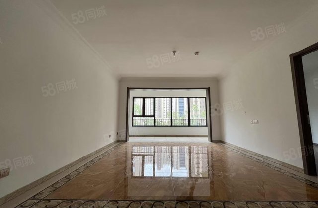 碧桂园国岳府！新房4居未住！满二！送车位！边户