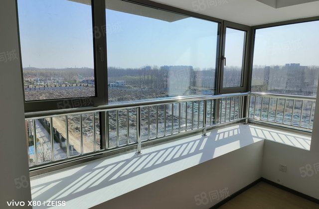 千金买房，万金买邻。和鸣大观，3.3层高 全天候无遮挡阳光