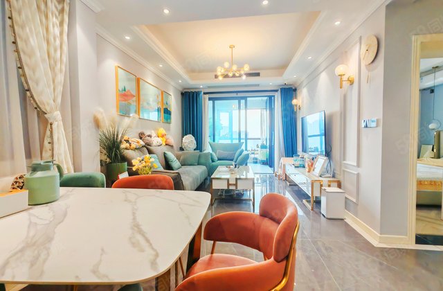 世茂茂悦府(三期)3室2厅95.12㎡125万二手房图片