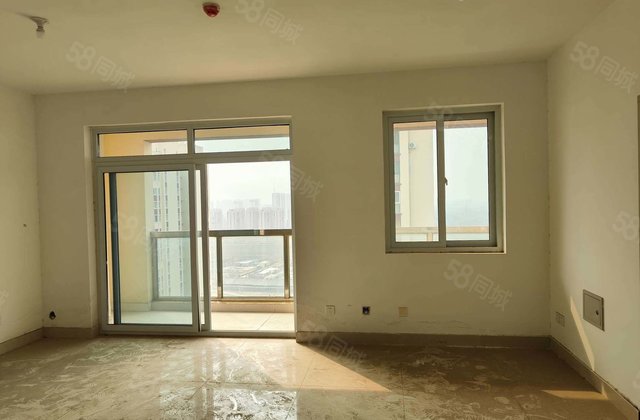 单价四千多！！好楼层，西边户 三室两厅 朗悦府旁 送储藏室