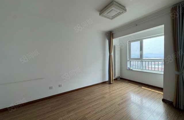 府悦居2室1厅77㎡169万二手房图片