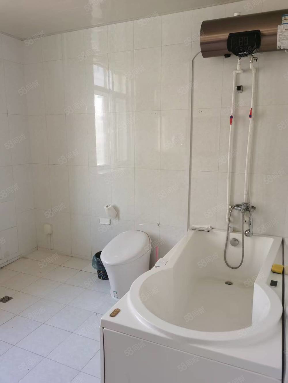 茂源小区3室2厅2卫560㎡南北358万