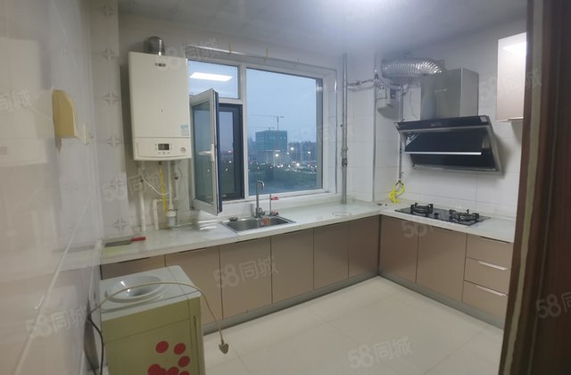 乾盛慧泽园3室2厅127㎡71万二手房图片