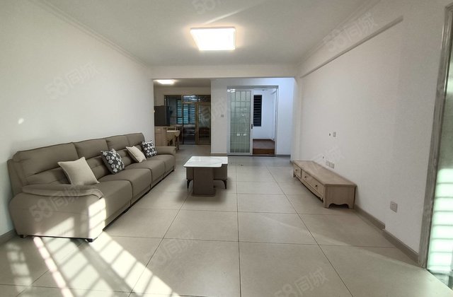 广汇湖光山色3室2厅122㎡68.8万二手房图片