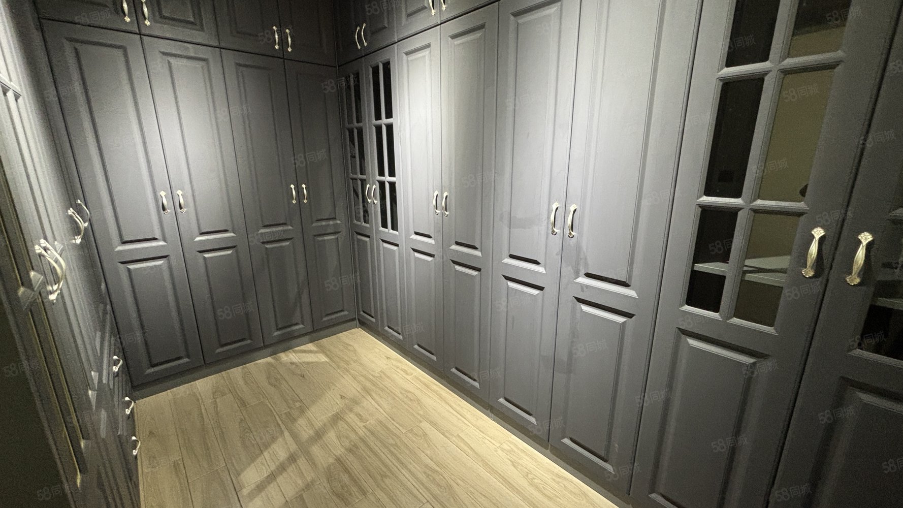 天屿花城((别墅)6室2厅6卫396㎡南北336万