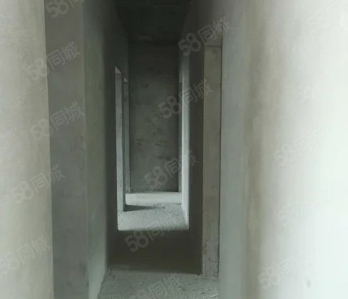 东江景苑5室2厅157㎡63万二手房图片