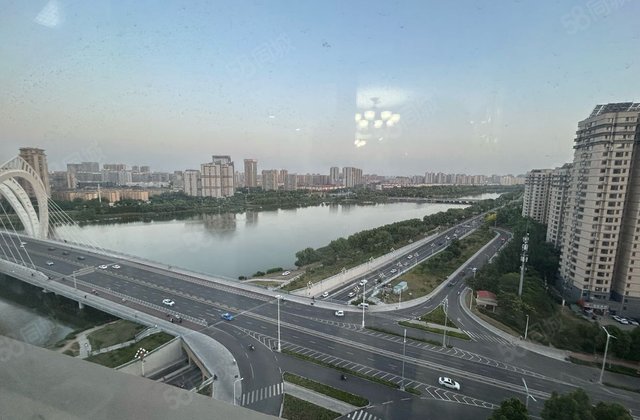 昌润莲城瑞荷园，观景房，带车位，大储藏室，全屋精装，中央空调