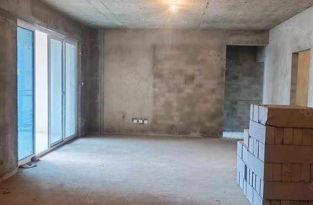 海布斯卡二期3室2厅123㎡74万二手房图片