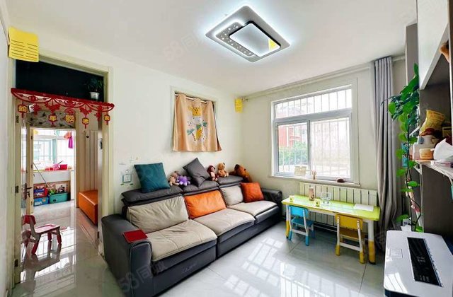 市医院 精装 带地上储藏室 急售