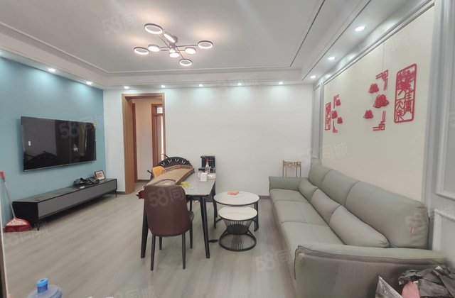 急售！精装婚房！3楼！拎包入住！带储！紧邻七中！光明！3室！