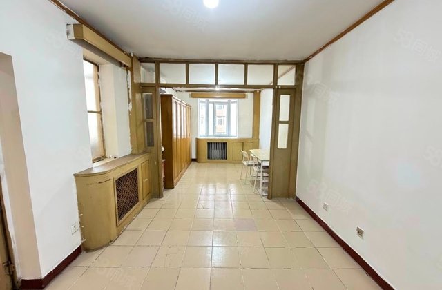 育新花园1室1厅63.1㎡347万二手房图片