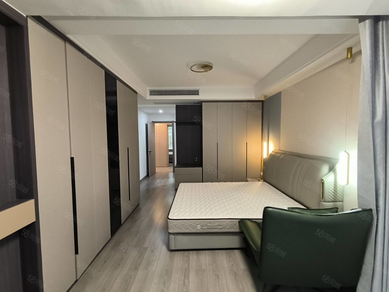 港中旅公元6室2厅3卫230㎡南北196万