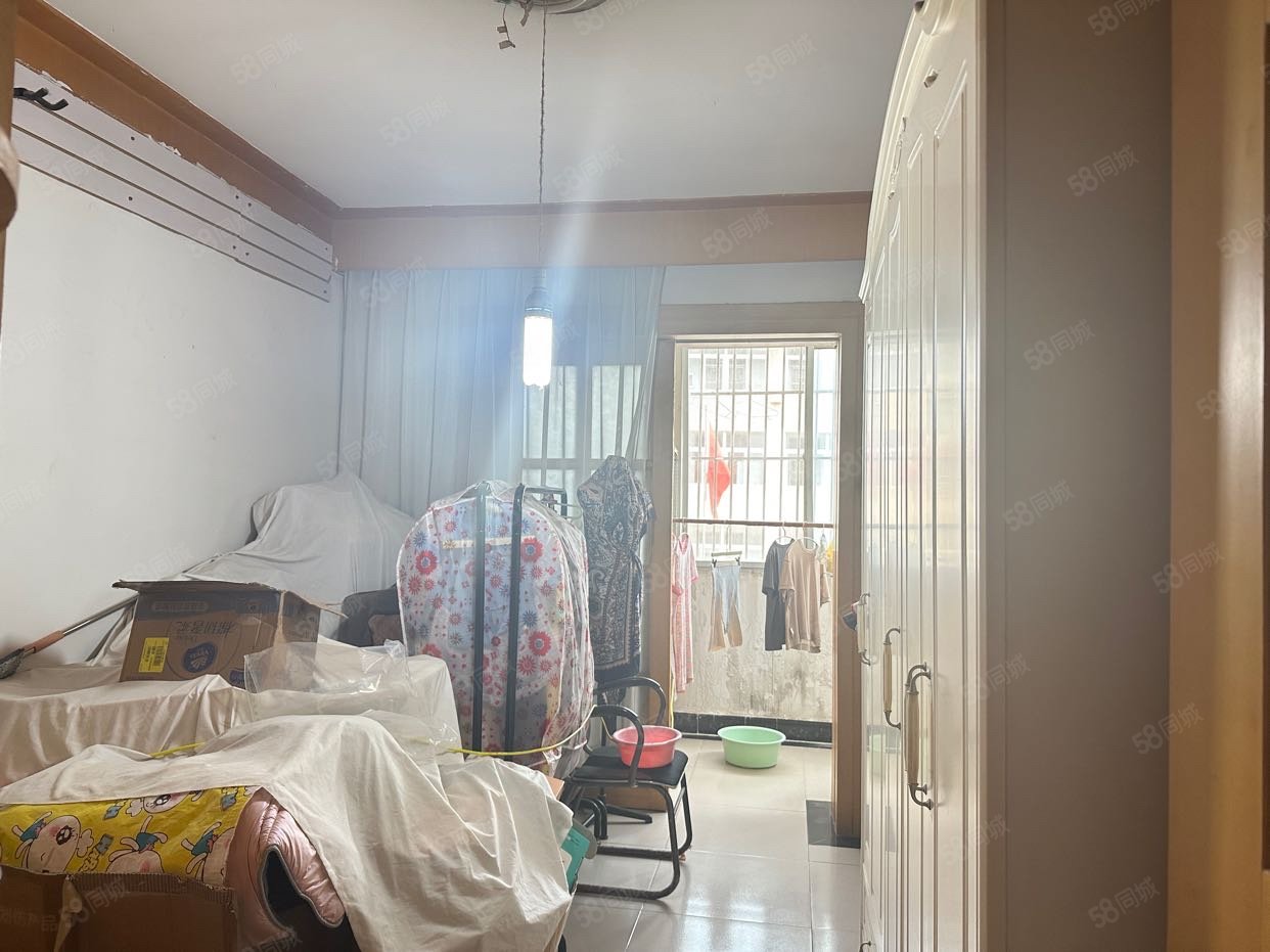 文帝街小区3室1厅1卫98㎡南33万