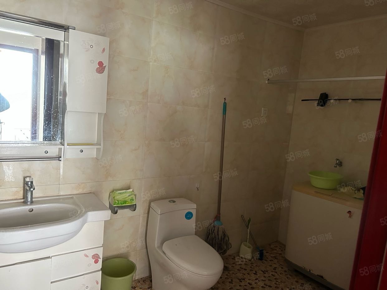 欣苑国际住宅小区2室1厅1卫105㎡南北43万