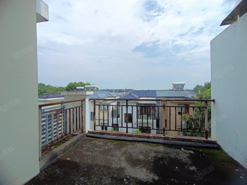 【10图】省政府板块 保利天心嘉园 在售叠墅,198平五房带车位杂屋