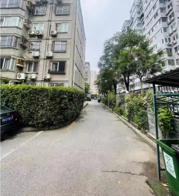 長安花園3室1廳1衛(wèi)62.37㎡南北247.5萬