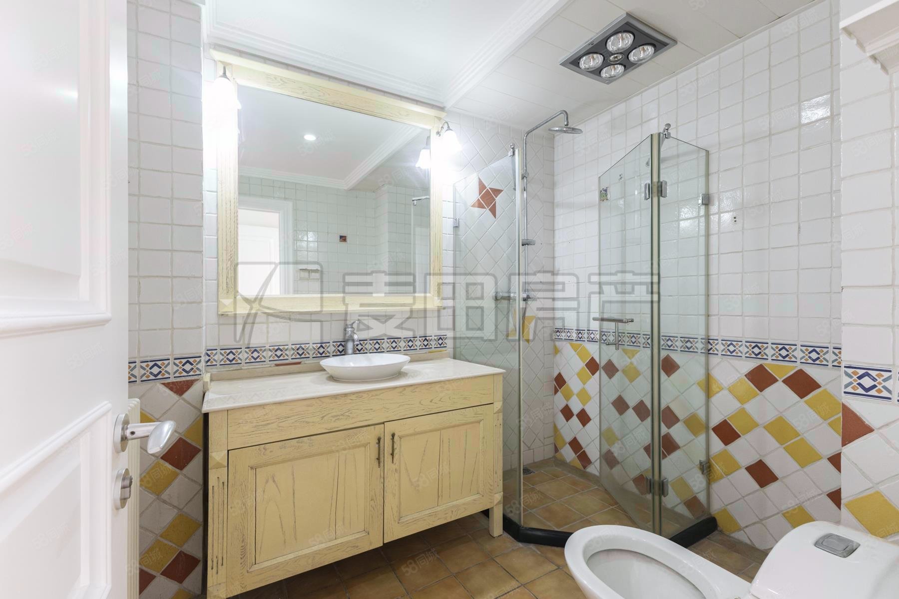 魯藝上河村(三區(qū))4室2廳4衛(wèi)263㎡南北3380萬(wàn)