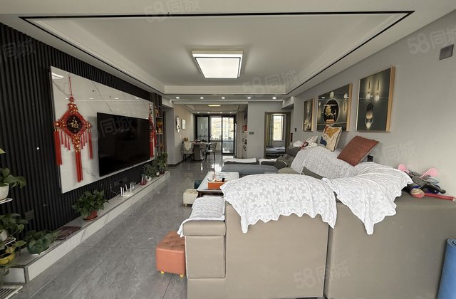 新苑名豪八区3室2厅121㎡64.8万二手房图片