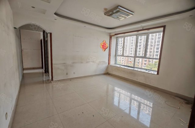 有 大学城8楼 四室118平免大税带车位储藏室