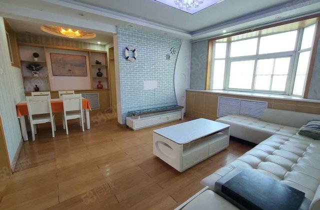 火车站 商圈成熟 商品住宅 刚需小三居 医疗配套成熟