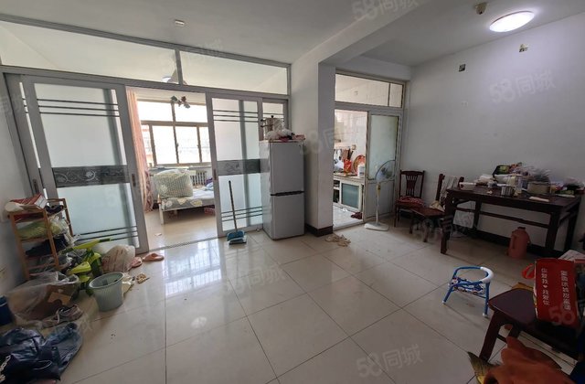 财干路 单位家属院 东户 3室 零公摊 没物业费 带双车位免