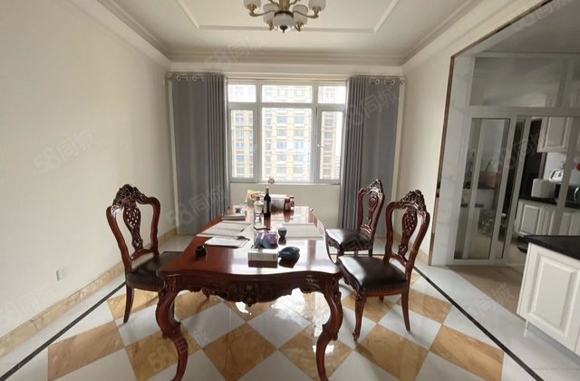 碧桂园5室2厅266㎡145万二手房图片