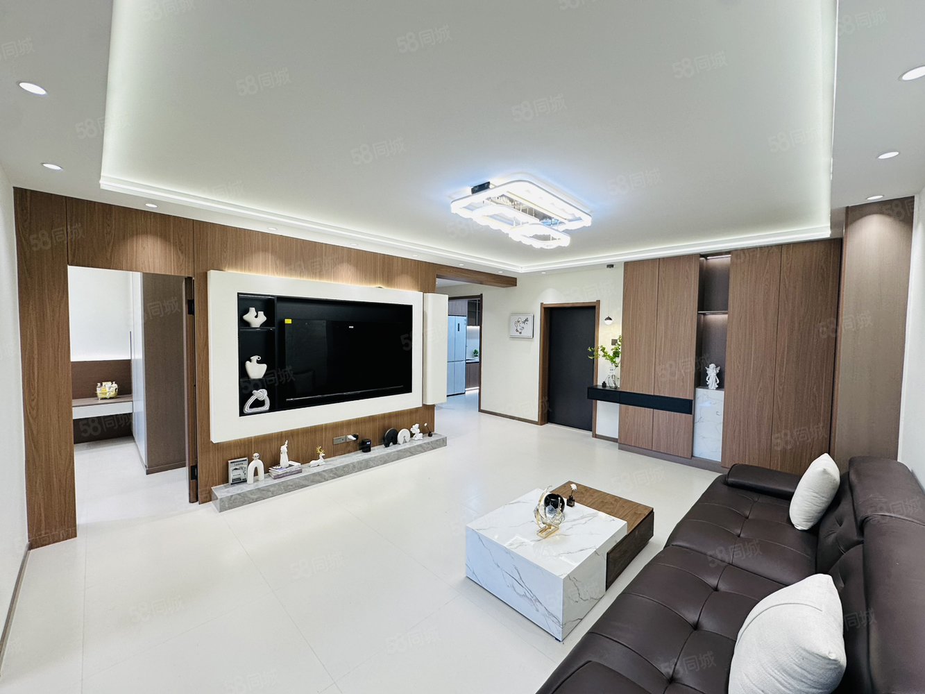 锦江丽都3室2厅1卫120㎡南北76万