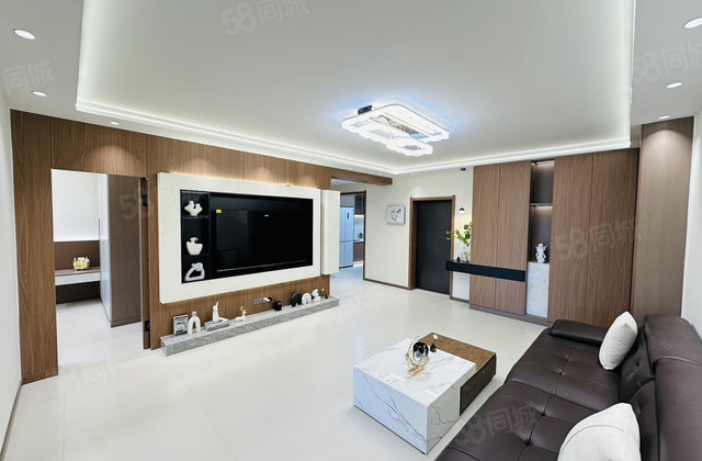 锦江丽都3室2厅1卫120㎡南北76万