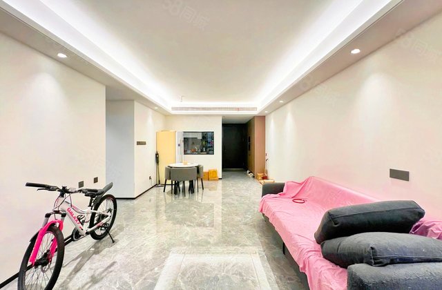 万科翡翠东方3室2厅122.42㎡218万二手房图片