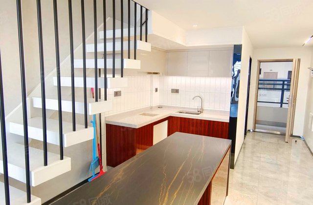 诚方创世纪2室2厅42.06㎡49万二手房图片