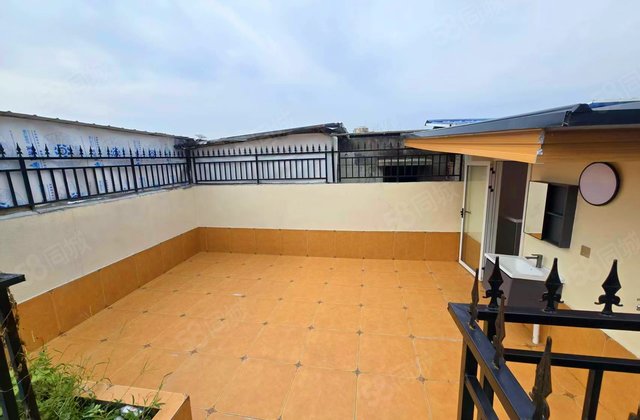 五里墩横街43号院3室2厅62.96㎡72.8万二手房图片