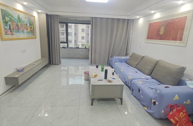 保利时光印象3室2厅136㎡132万二手房图片