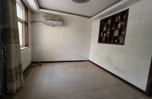 站北花园 超低密度 南北通透 商品住宅香江附近，小区免费停车