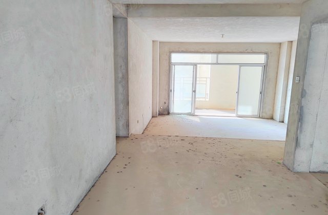 恒大苹果园3室2厅138.85㎡68万二手房图片