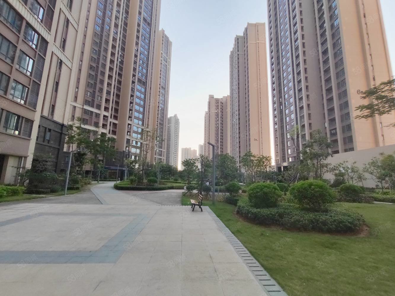 小区环境很安静,申蓝宝邸(一期)-湛江58同城