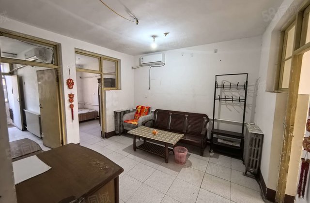 金鼎 公园 育新街 育新小区 三室 次顶楼 看房方便