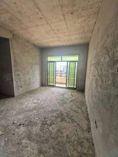 御泉名都2室2厅1卫73.62㎡南45万