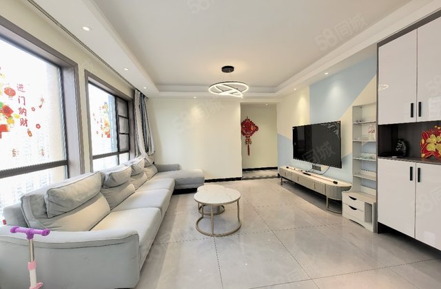 爱丽舍花园3室2厅1卫106㎡南北71.8万