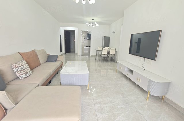 莲湖新城 电梯房 11楼 送车位储藏室  可贷款刚需婚房