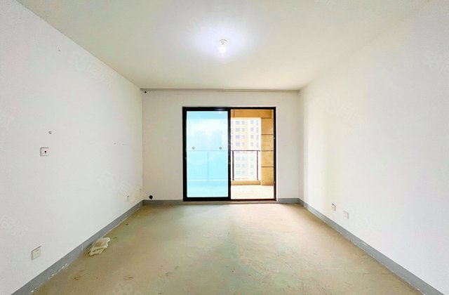 苏宁悦城(A区)3室2厅120.7㎡176万二手房图片