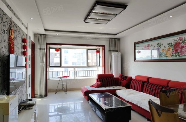 光明  ，七中，精装修，带所有家具家电，诚心出售，