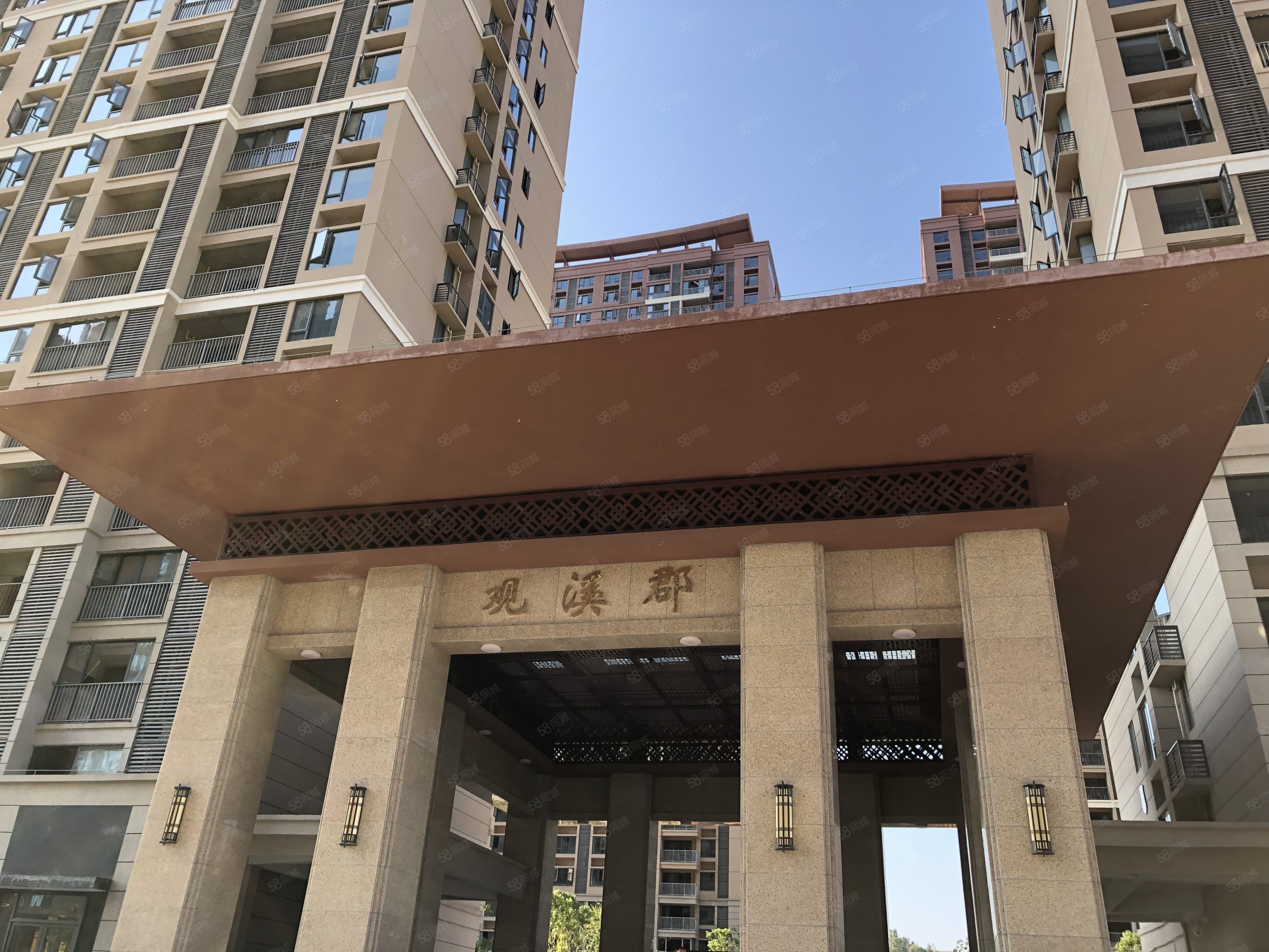 电梯边户南北通透毛坯4房2卫 单价只要4k出头,观溪郡小区-景德镇58