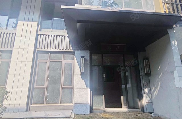 世茂国风滨江4室2厅133.95㎡172万二手房图片