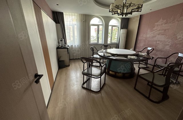 抢急售！火车站阳光实验，可以开公司也可以当商铺的别墅精装车位