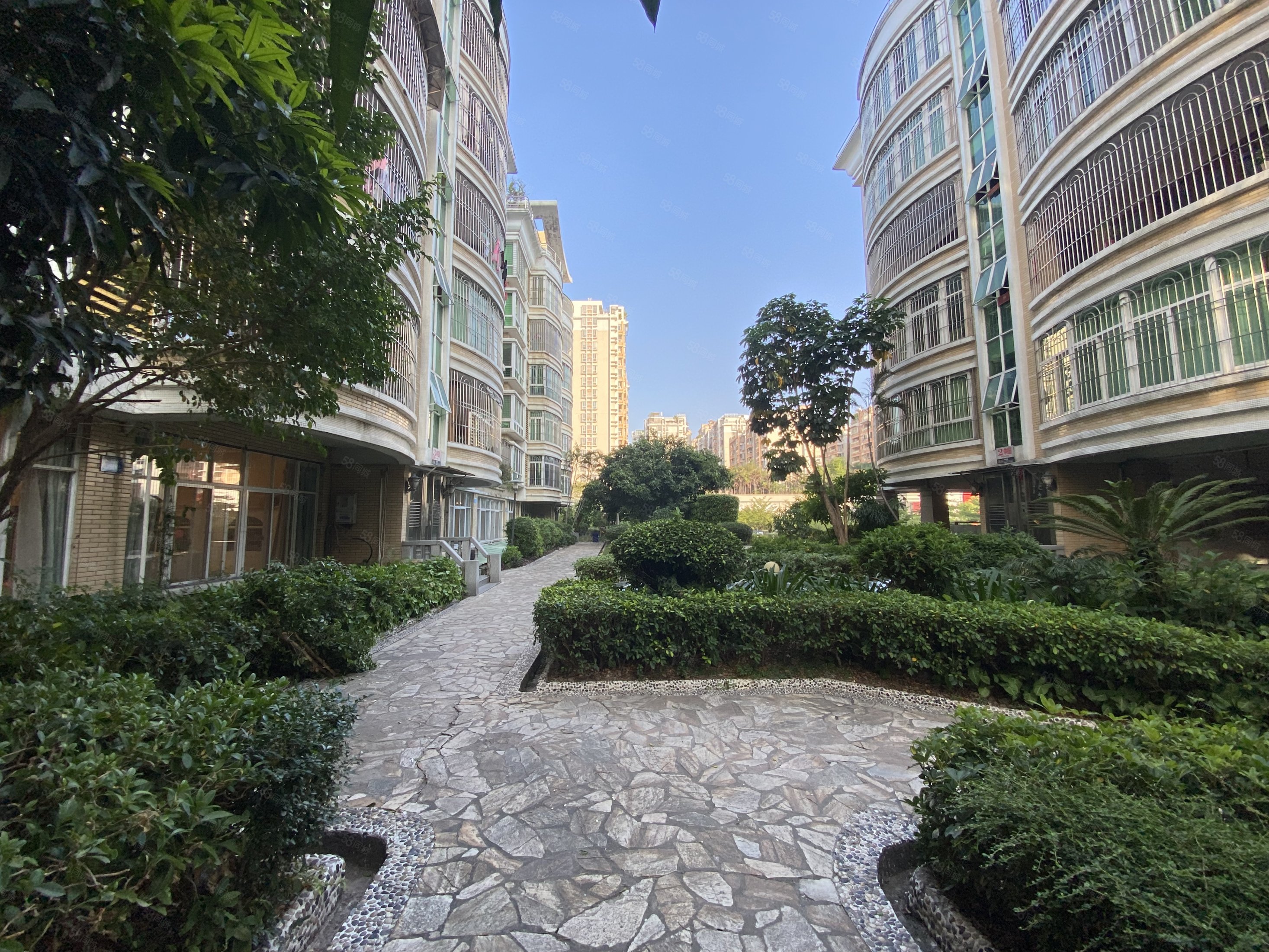 骏景花园二期 绰阔216平精装大四房 电梯中层 高档装修,骏景花园-揭阳