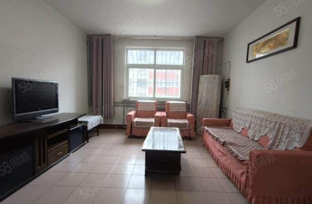 北顺东昌，三中市人民医院，电梯洋房，停车方便，三室朝阳双阳台