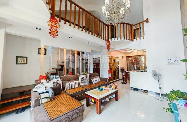 红谷滩区名门世家5室2厅97.58㎡116万二手房图片